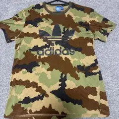 adidas 迷彩柄Tシャツ