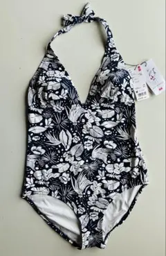 新品タグ付　ユニクロ　ワンピース 水着　Mサイズ　プリンセスタムタムのサムネイル