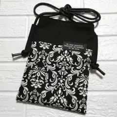 ブラック×ダマスク柄 ☆ ショルダーバッグ ☆ ハンドメイド ☆ スマホケース