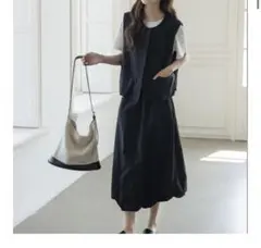 fig London VELVET skirt & vest セットアップ - メルカリ