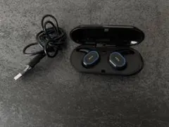 【断捨離値下げ⤵️】 Bluetoothイヤホン 黒 充電ケース付き