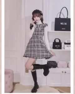 m me eme エムミーエメ フェザーチェックワンピース m me eme エムミーエメ フェザーチェックワンピース - メルカリ