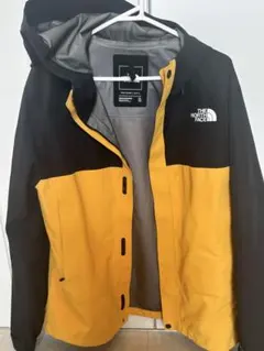 THE NORTH FACE マウンテンパーカー イエロー/ブラック