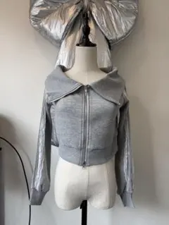 グレー クロップドスウェット ジッパー付き