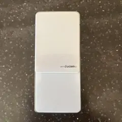 NTT docomo SH-01A 充電アダプタ付き