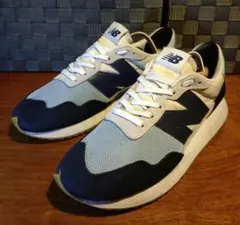 ビジネススニーカー