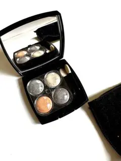 シャネル レ キャトル オンブル