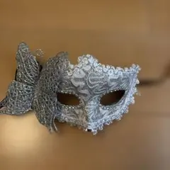 シルバー蝶装飾レースマスク
