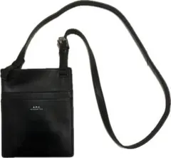 A.P.C. アーペーセー ショルダーバッグ 黒 スマホポーチ ユニセックスのサムネイル