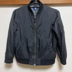 ユニクロ MA-1ブルゾン 中綿ジャンバー ブラック MA-1ジャケット 130