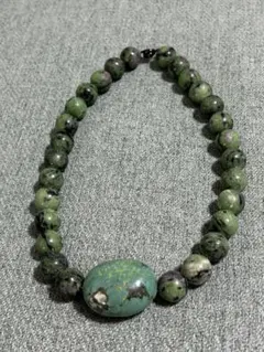 ハンドメイド　ブレスレット　グリーン