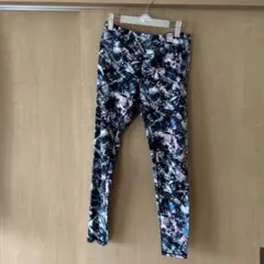 はつさま　専用です　SKALLER 抽象パターン レギンス