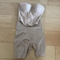 ブライダルインナー　ベージュ　ビスチェ　ガードル　（ローバックビスチェ）