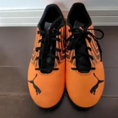 PUMA サッカートレシュー オレンジ 24.5