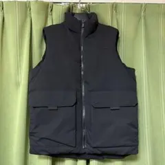 ZARA ブラック ダウンベスト　メンズ