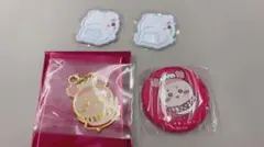 ちいかわレストラン　古本屋2点セット　シールおまけ