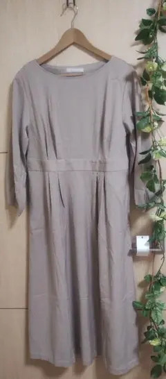 新品chou chou de maman　ロングワンピース　ベージュ