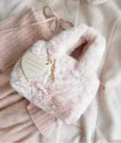 マジェスティックレゴン　ふわふわボストンミニバッグ