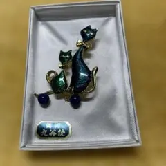 金沢市　猫のブローチ 青と緑のエナメルみたいな九谷焼 ビンテージ　昭和　希少