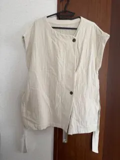 select MOCA 綿100%素材のベストのサムネイル