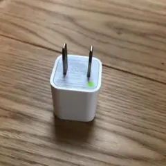 iPhone 純正充電アダプターのサムネイル