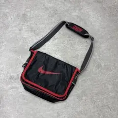 NIKE 90s〜00sレア メッセンジャーバッグ　古着y2k アーカイブのサムネイル