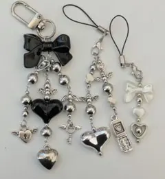 ビーズキーホルダー リボン 韓国 黒色 ハート y2k
