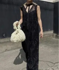 Ameri VINTAGE CHLOE V NECK ROMPERS アイボリー 1689588094_276.jpg
