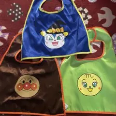 アンパンマンミュージアム　マント　アンパンマン、メロンパンナ、コキンちゃん