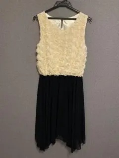 パーティードレス