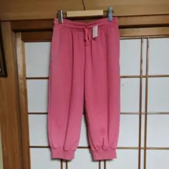 新品Ｌサイズ☆CALAJA☆カジュアルパンツ、膝下☆ピンク系