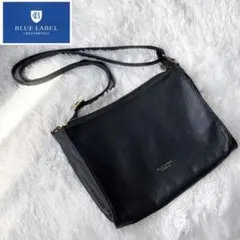 ブルーレーベルクレストブリッジ　ショルダーバッグ　アクセサリーポーチ　レザー　黒
