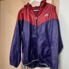 Nike ナイロンジャケット 赤・紫