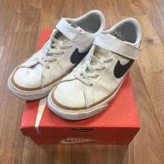 NIKE ナイキ　キッズ　スニーカー　コートレガシー　22cm