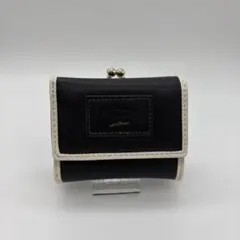 新品未使用　ブラック三つ折り財布 合成皮革　がま口