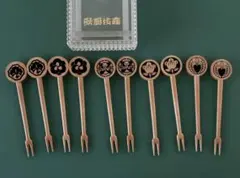 Item thumbnail for item abde15ab-e040-4a6f-a8ae-c5b167538c4b