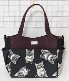猫柄 ・キュート 子猫柄・マルーン色サイドポケット付きトートバッグW