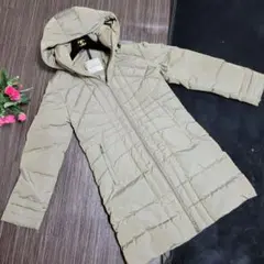 モンクレール　綺麗めカラー　艶感　ダウンジャケット　美ライン　ロングコート