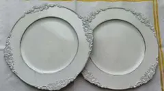 ホワイト 装飾プレート（プラスチック製）2枚