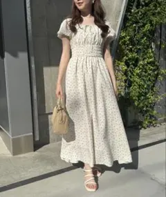 シャーリングパフスリーブワンピース ナイスクラップ