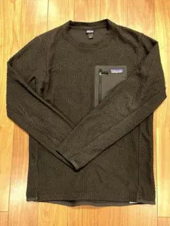 2026年最新】パタゴニアr1エアクルーの人気アイテム - メルカリ