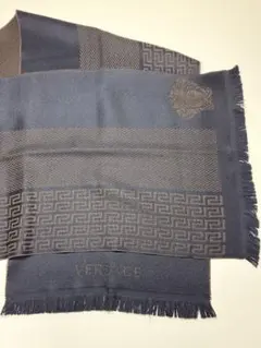 VERSACE グレー マフラー ウール混紡のサムネイル