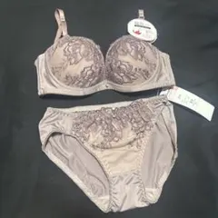 Item thumbnail for item 208acb1b-730b-4efa-b173-c65f4c98ef19