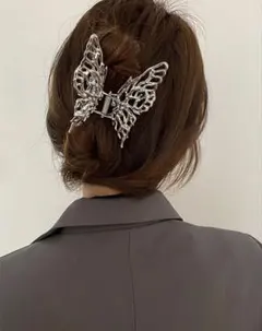 バタフライ ヘアクリップ シルバー メタルのサムネイル