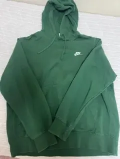Nike 緑色 フード付きパーカー