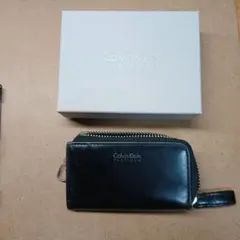 Calvin Klein Platinum ブラックキーケース