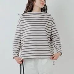 travail manuel ボーダーの度詰天竺 スラッシュネックカットソー