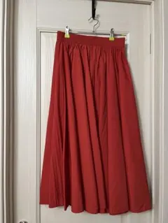 レッド 赤　フレアスカート ゴム入りウエスト