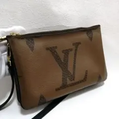 Louis Vuittonモノグラムジャイアント ポシェットドゥーブル リバース