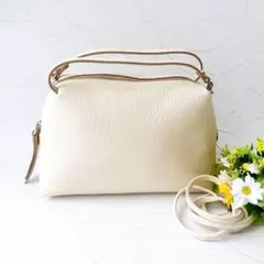 美品 GIANNI CHIARINI アリファ M レザー 2way アイボリー